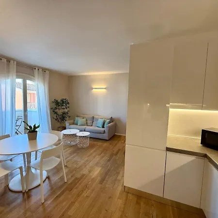 アパート Residenza Bramante 3 オルビア
